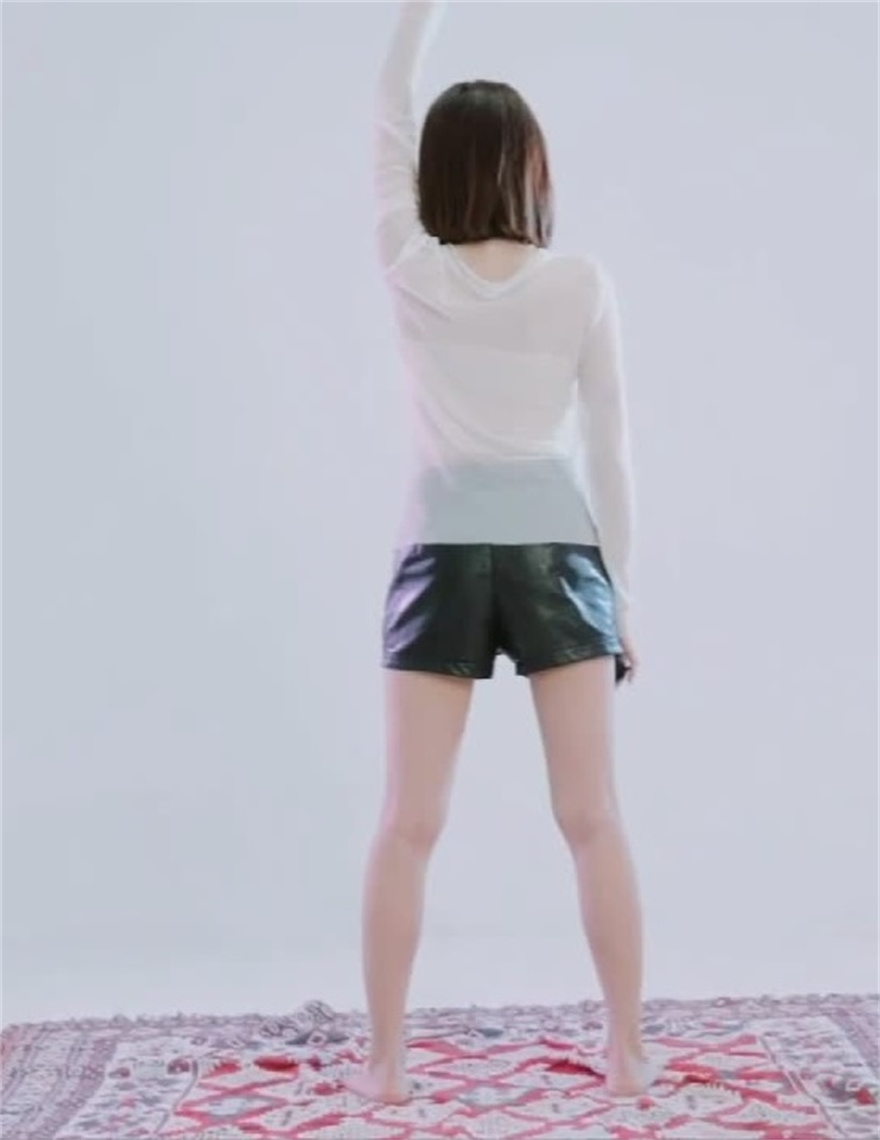 1 (4).mp4.jpg