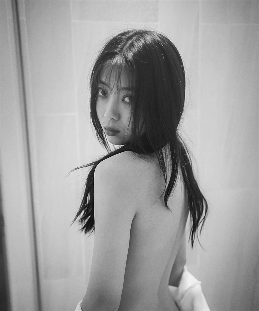 高端国模精美小姐姐艺术资源 223P1V